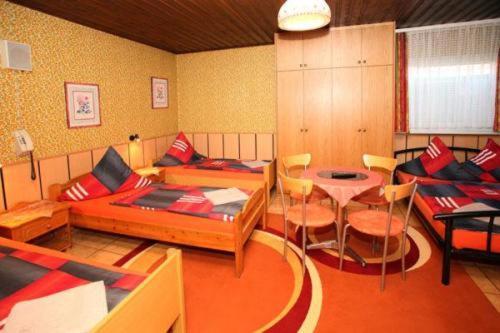 Hotel-Pension Klaer Speyer Exteriör bild